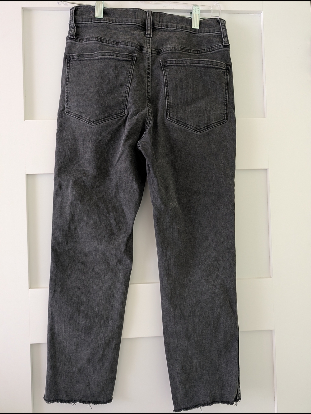 Madewell Stovepipe 27P Petite Black Raw Hem High Rise Crop Straight Jeans